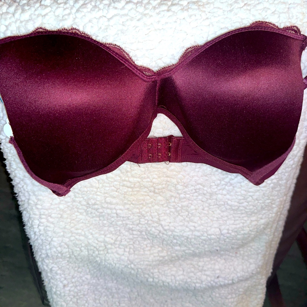 Women’s wire free bra